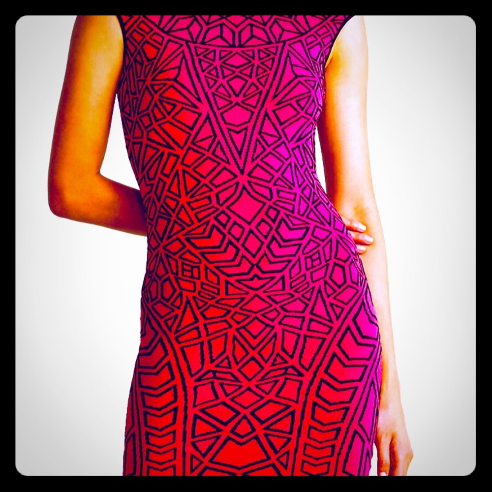 RVN Textured Design Sheath Dress